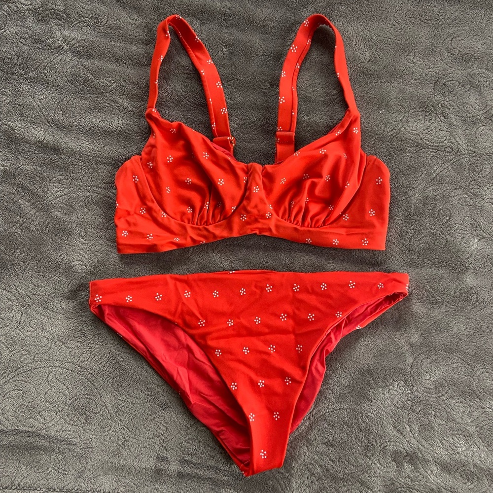 Kitty and Vibe Sofia Underwire and Cheeky Bikini